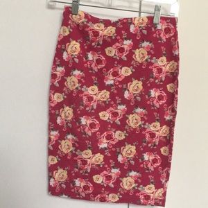 Floral Patterned Skirt (with stretch)